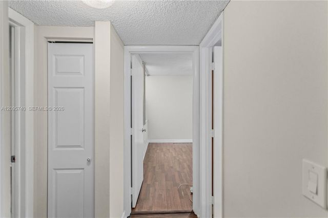 9400 Live Oak Place 103, Davie, FL 33324