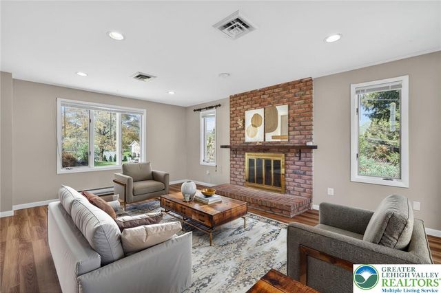 1105 Bryant Street, South Whitehall Twp, PA 18104