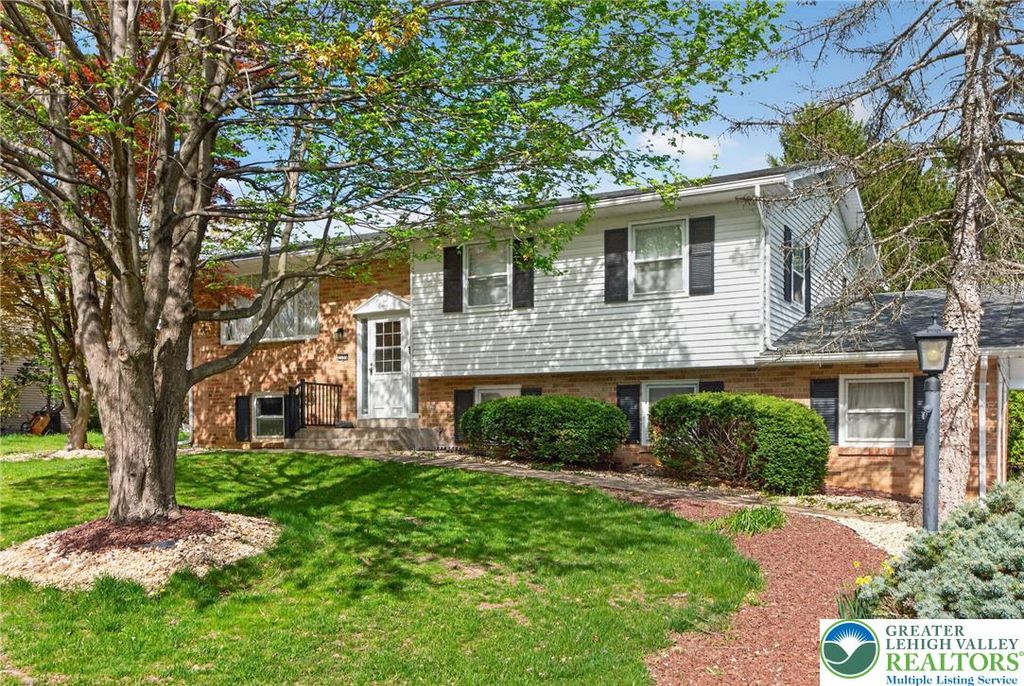 1105 Bryant Street, South Whitehall Twp, PA 18104