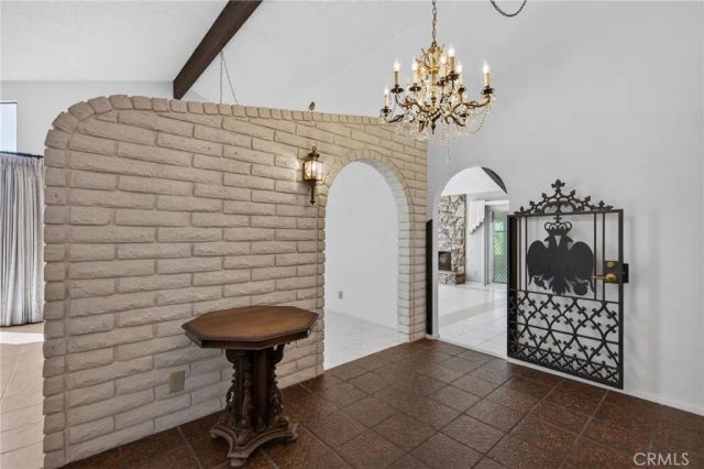 5462 Sierra Vista, Riverside, CA 92505