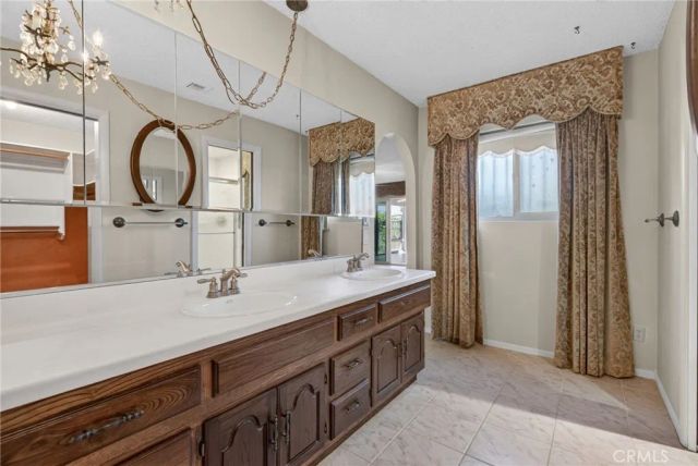 5462 Sierra Vista, Riverside, CA 92505