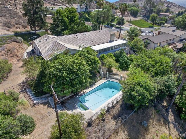5462 Sierra Vista, Riverside, CA 92505