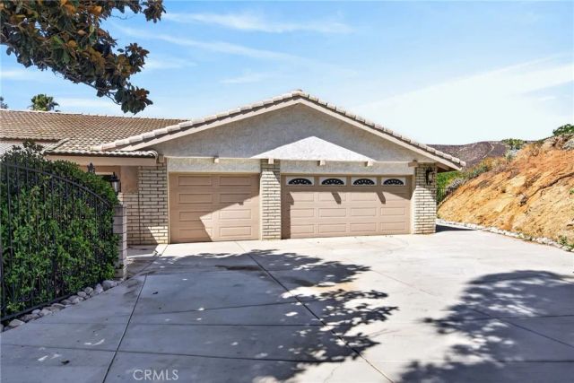 5462 Sierra Vista, Riverside, CA 92505