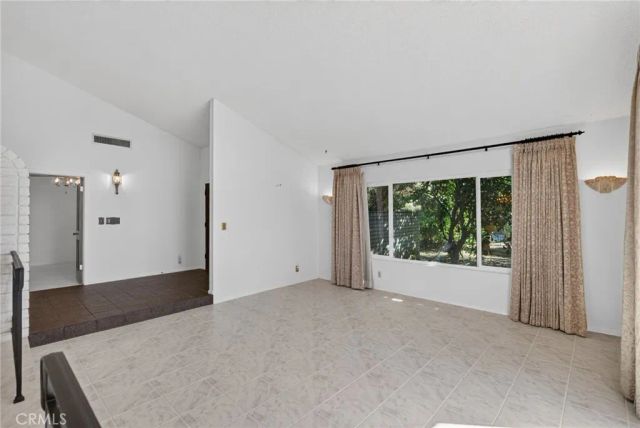 5462 Sierra Vista, Riverside, CA 92505
