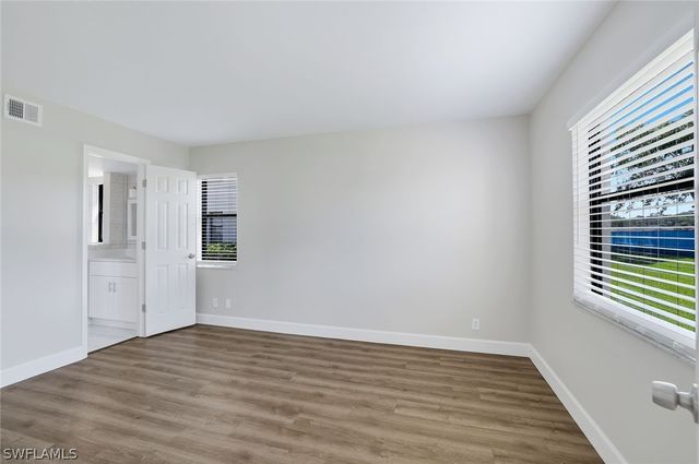 4346 27th CT SW 101, Naples, FL 34116