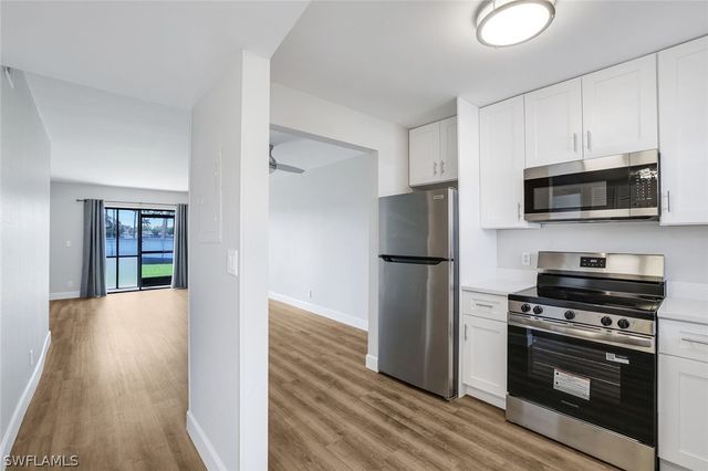 4346 27th CT SW 101, Naples, FL 34116