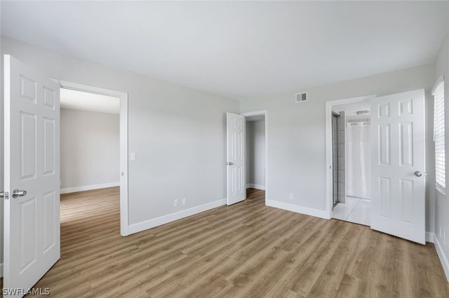 4346 27th CT SW 101, Naples, FL 34116