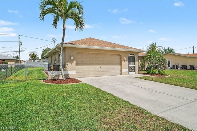1921 SE 8th TER, Cape Coral, FL 33990