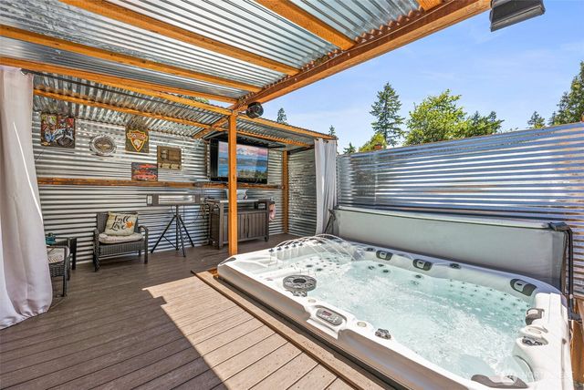 20311 Orting Kapowsin Hwy E, Graham, WA 98338