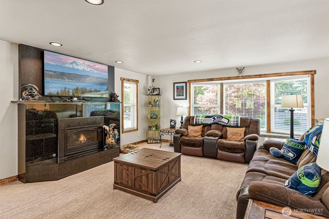 20311 Orting Kapowsin Hwy E, Graham, WA 98338