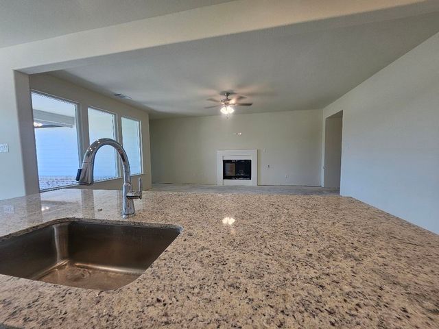 3006 Leopard Lane, Ennis, TX 75119