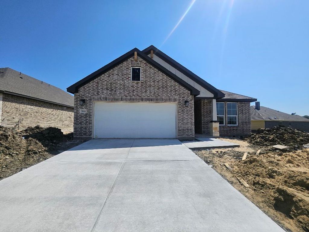 3006 Leopard Lane, Ennis, TX 75119