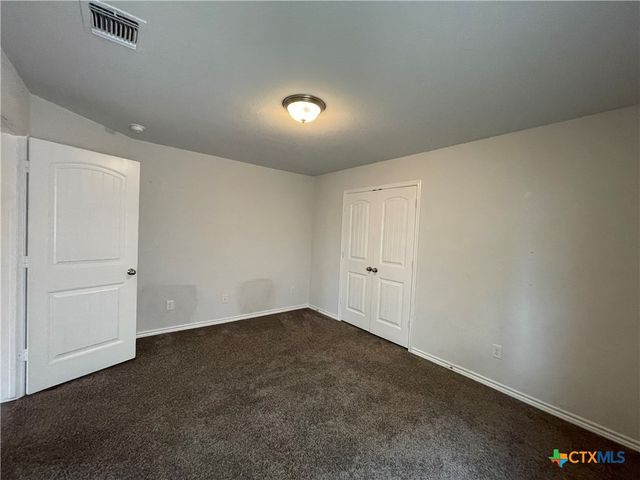 6161 Lavaca Drive, Belton, TX 76513