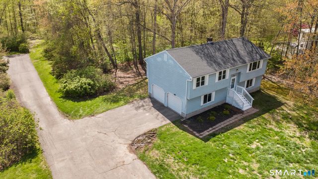 1084 Meriden Avenue, Southington, CT 06489