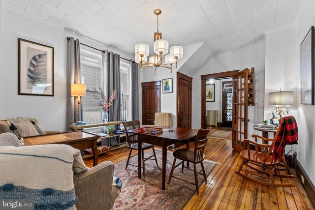 25 E FRANKLIN ST, New Freedom, PA 17349