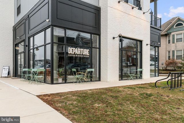 25 E FRANKLIN ST, New Freedom, PA 17349