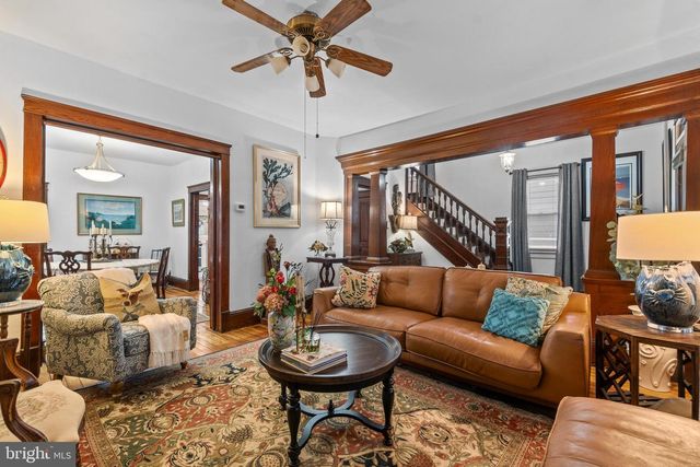 25 E FRANKLIN ST, New Freedom, PA 17349