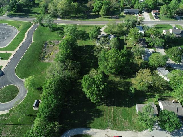 501 18th Street, Osawatomie, KS 66064