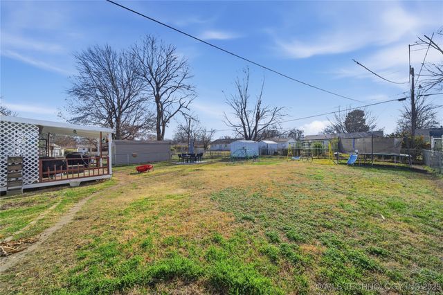 318 E Maple Street, Skiatook, OK 74070