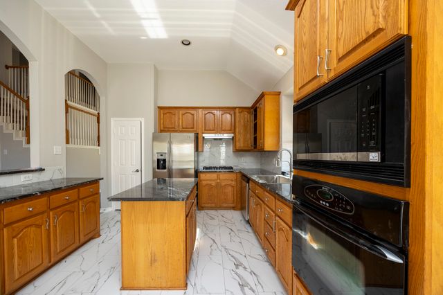 725 Morningside Trail, Murphy, TX 75094