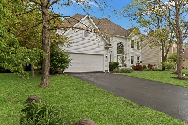 7452 Bittersweet Drive, Gurnee, IL 60031