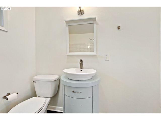 137 Se 73RD Ave, Portland, OR 97215