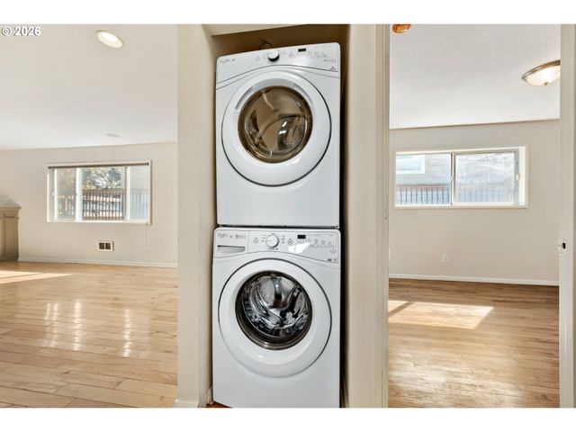 137 Se 73RD Ave, Portland, OR 97215