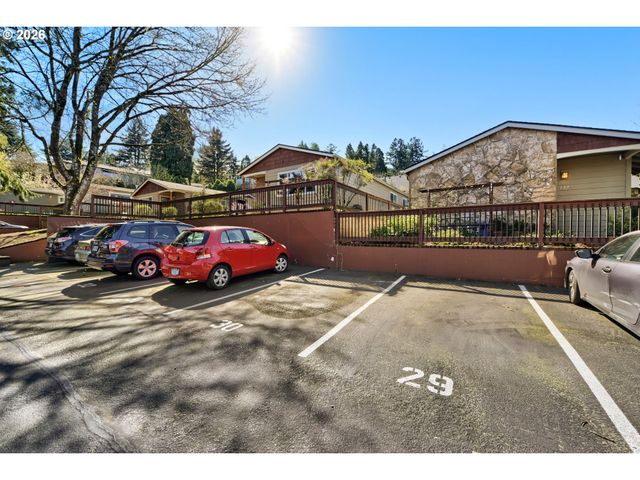 137 Se 73RD Ave, Portland, OR 97215