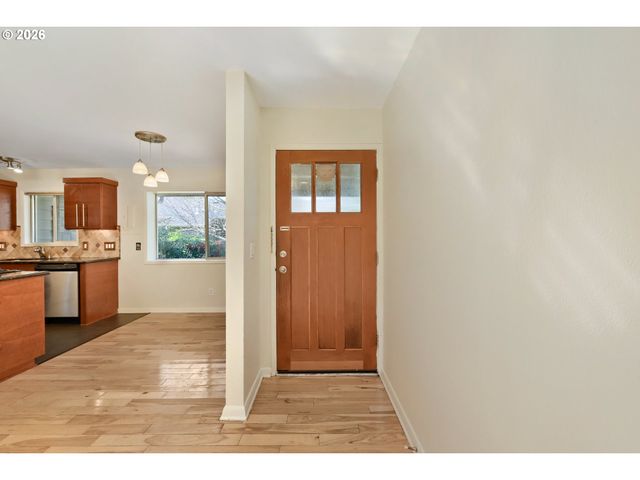 137 Se 73RD Ave, Portland, OR 97215