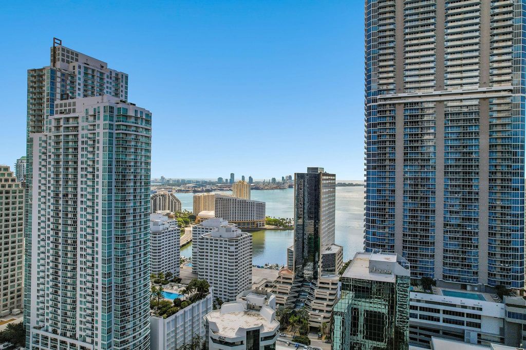 1050 Brickell Ave 2302, Miami, FL 33131