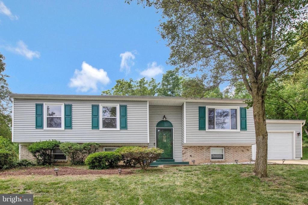9201 BRANCHVIEW DR, Fort Washington, MD 20744