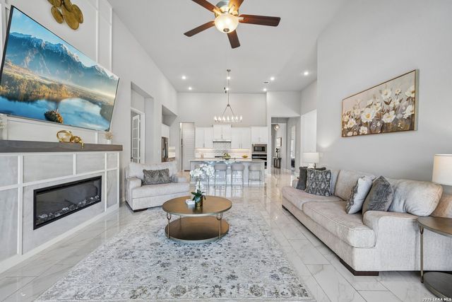 12547 Silver Gate, San Antonio, TX 78254