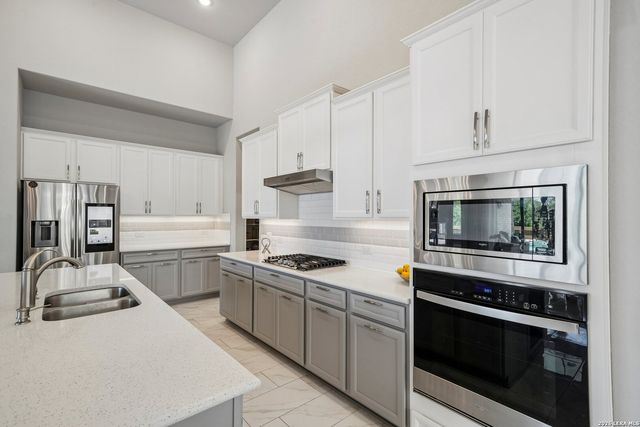 12547 Silver Gate, San Antonio, TX 78254