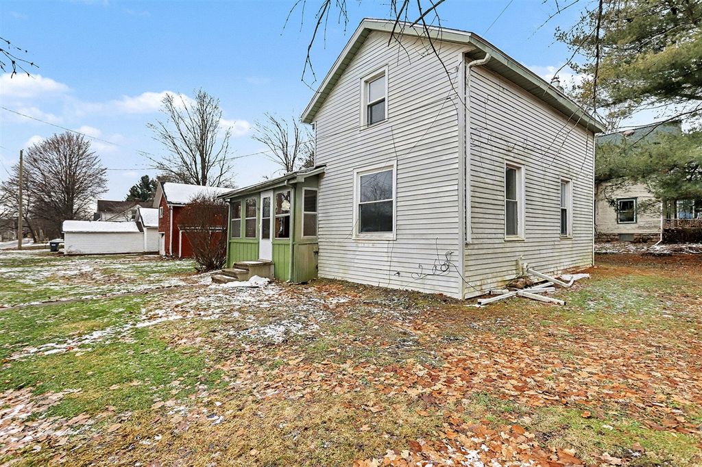 113 N Church Street, Augusta, MI 49012