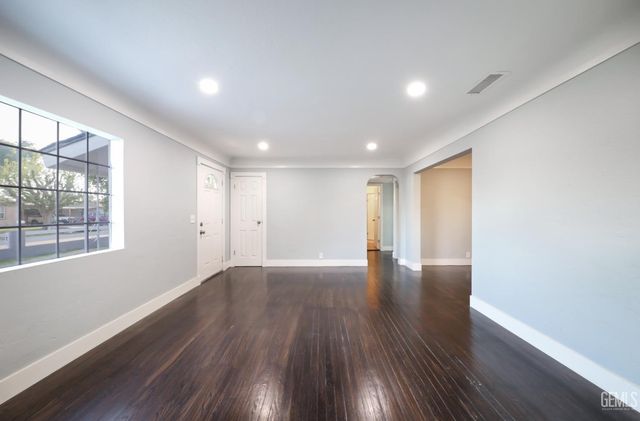 626 Hood Drive, Bakersfield, CA 93308