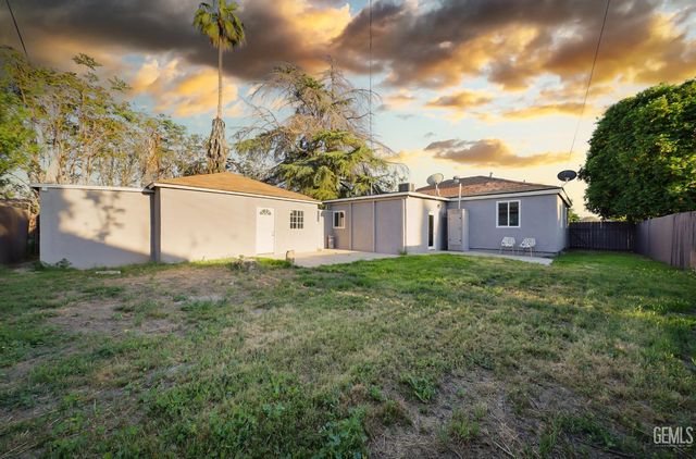 626 Hood Drive, Bakersfield, CA 93308