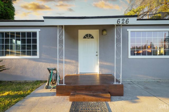 626 Hood Drive, Bakersfield, CA 93308