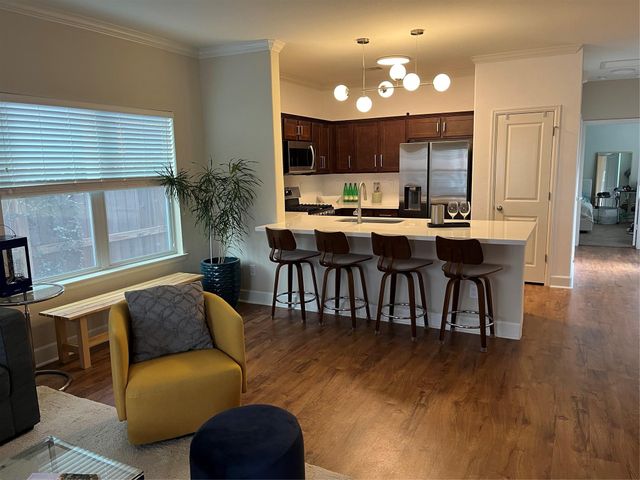 4327 Robertson Street, Houston, TX 77009