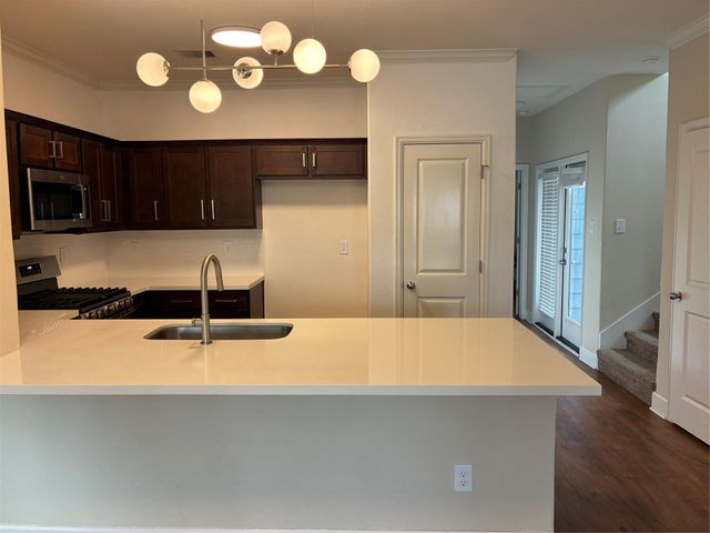 4327 Robertson Street, Houston, TX 77009