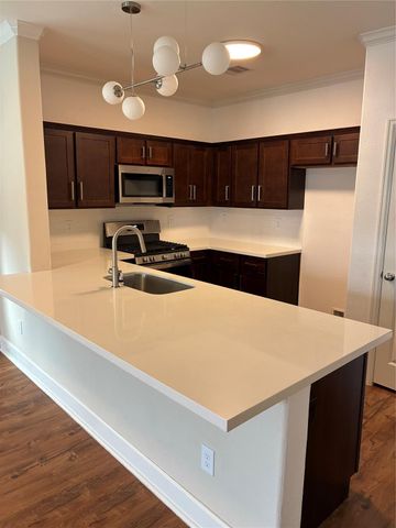 4327 Robertson Street, Houston, TX 77009