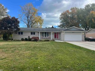 38530 Long Street, Harrison Twp, MI 48045