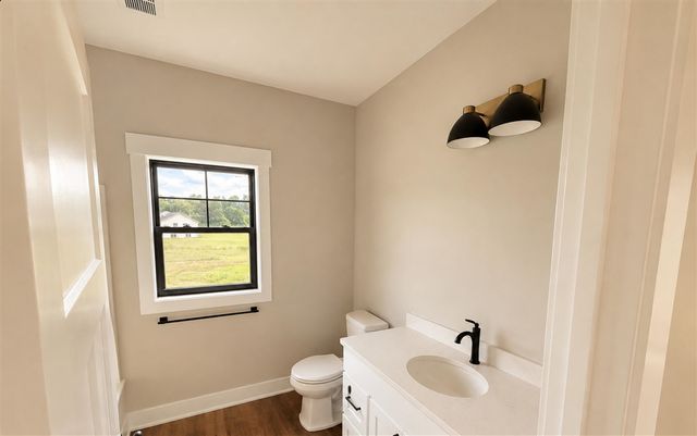 1350 Riggle Road, Saranac, MI 48881