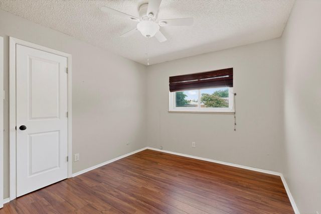 11916 Morrow Avenue NE, Albuquerque, NM 87112