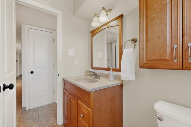 11916 Morrow Avenue NE, Albuquerque, NM 87112