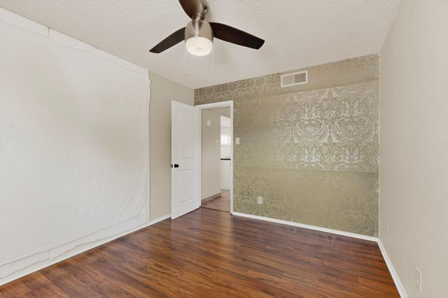 11916 Morrow Avenue NE, Albuquerque, NM 87112