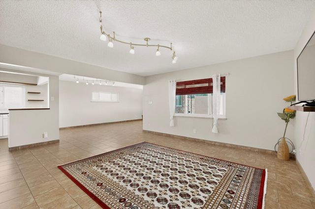 11916 Morrow Avenue NE, Albuquerque, NM 87112