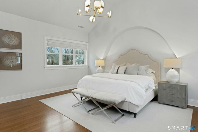 80 Compo Road North, Westport, CT 06880