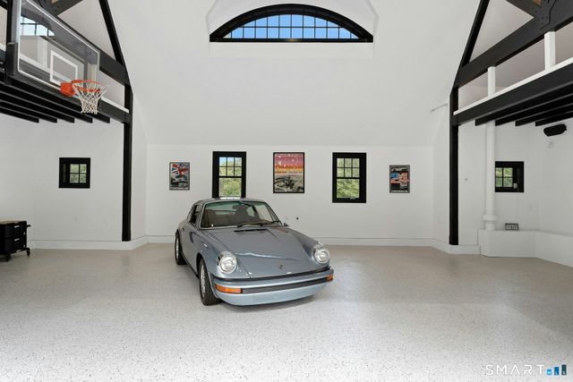 80 Compo Road North, Westport, CT 06880