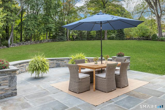 80 Compo Road North, Westport, CT 06880