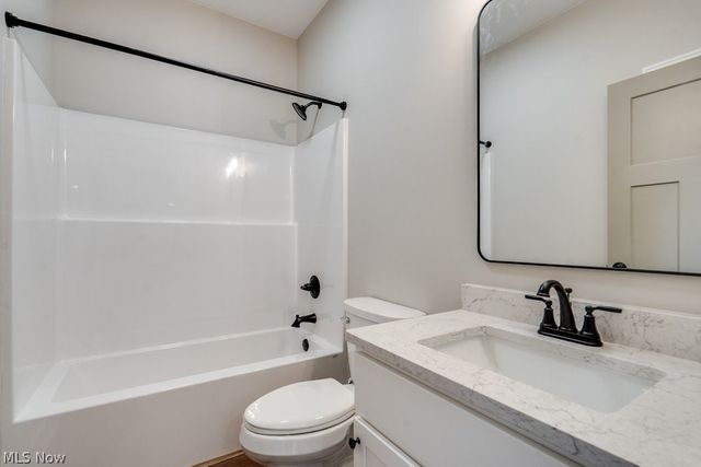 13969 N Highview Drive, Dalton, OH 44618